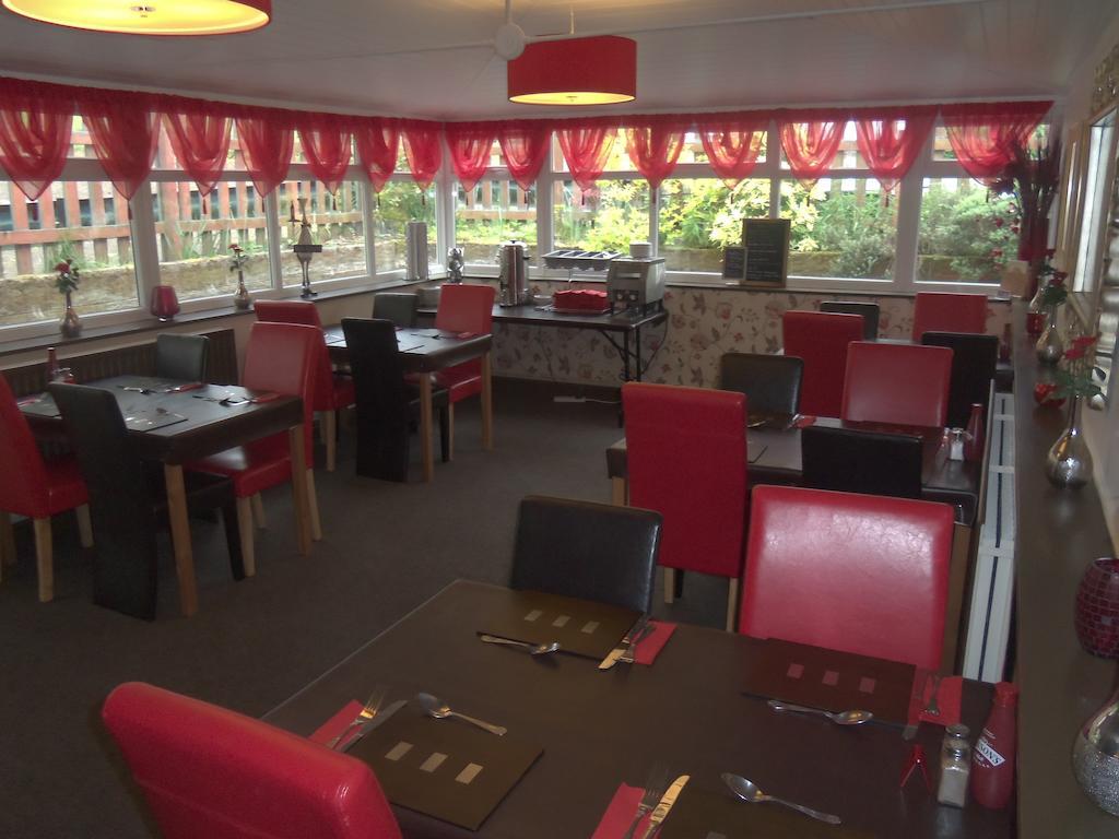 The Cross Inn Cauldon 外观 照片